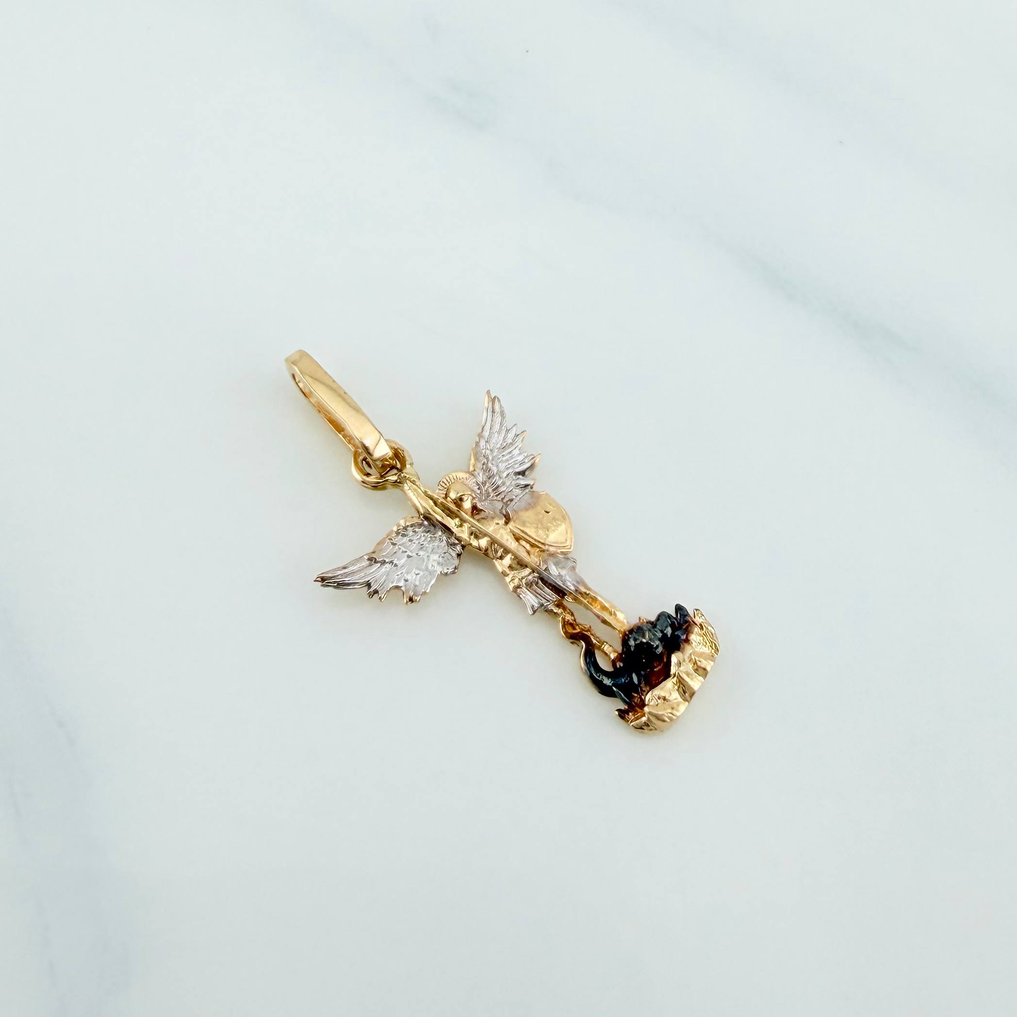 Dije San Miguel Arcangel 0.9 g / 1 in Tres Oros 18K