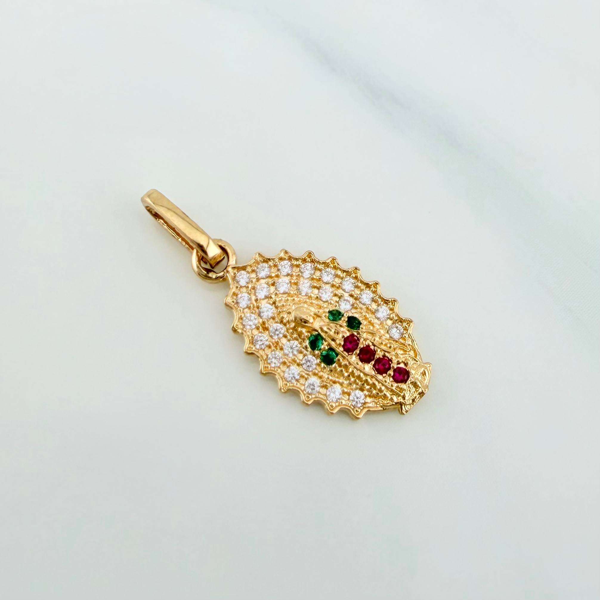 Pendant Virgin Guadalupe 1.2 g / 1 in Yellow Gold 18K
