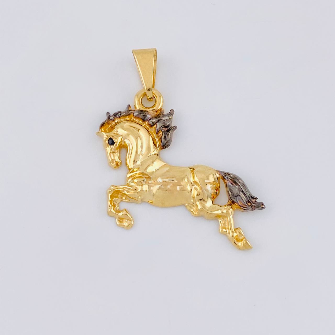Dije Caballo 3.6 g / 1 1/4 in Oro Amarillo 18K