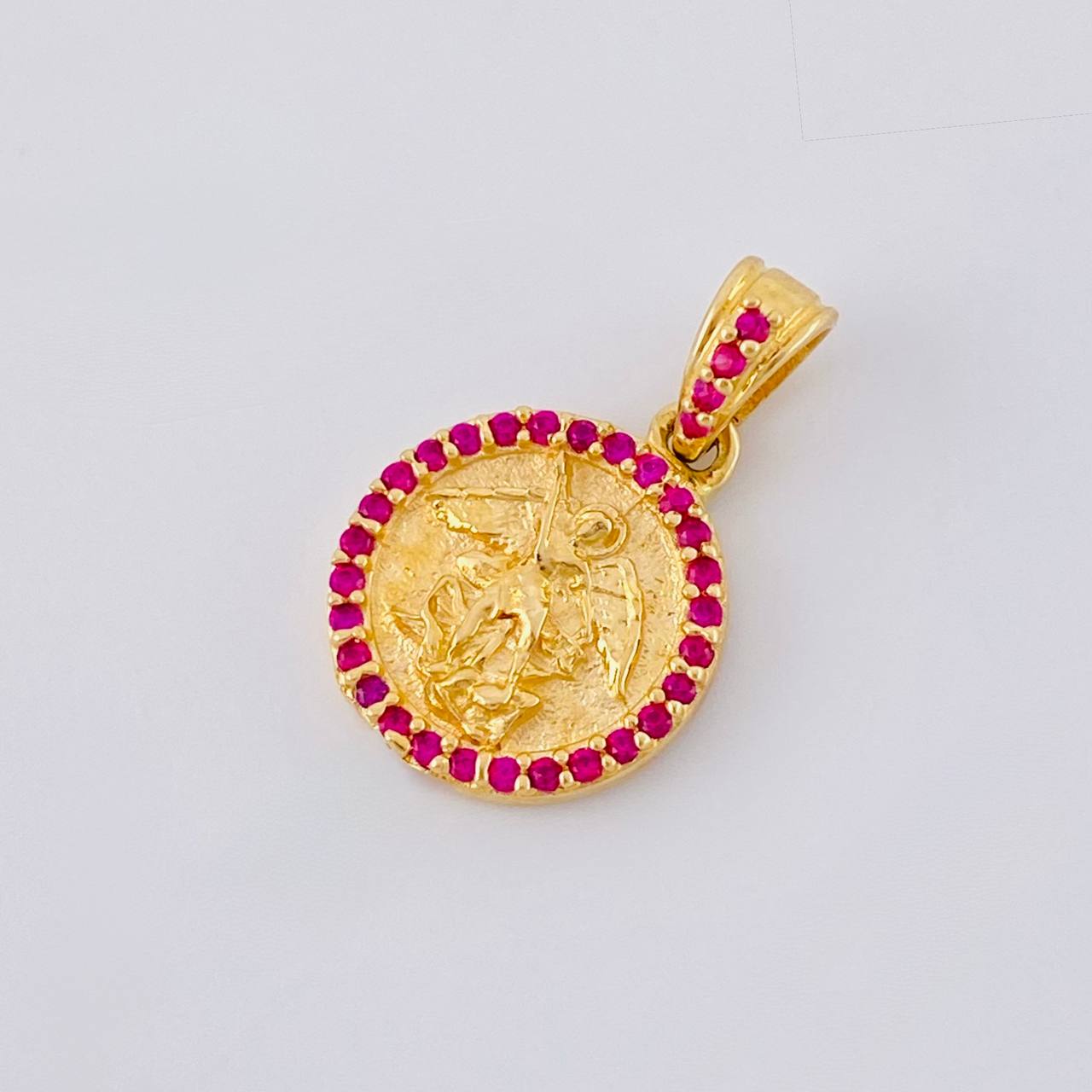 Dije Medalla San Miguel 1.75 g / 3/4 in Oro Amarillo 18K