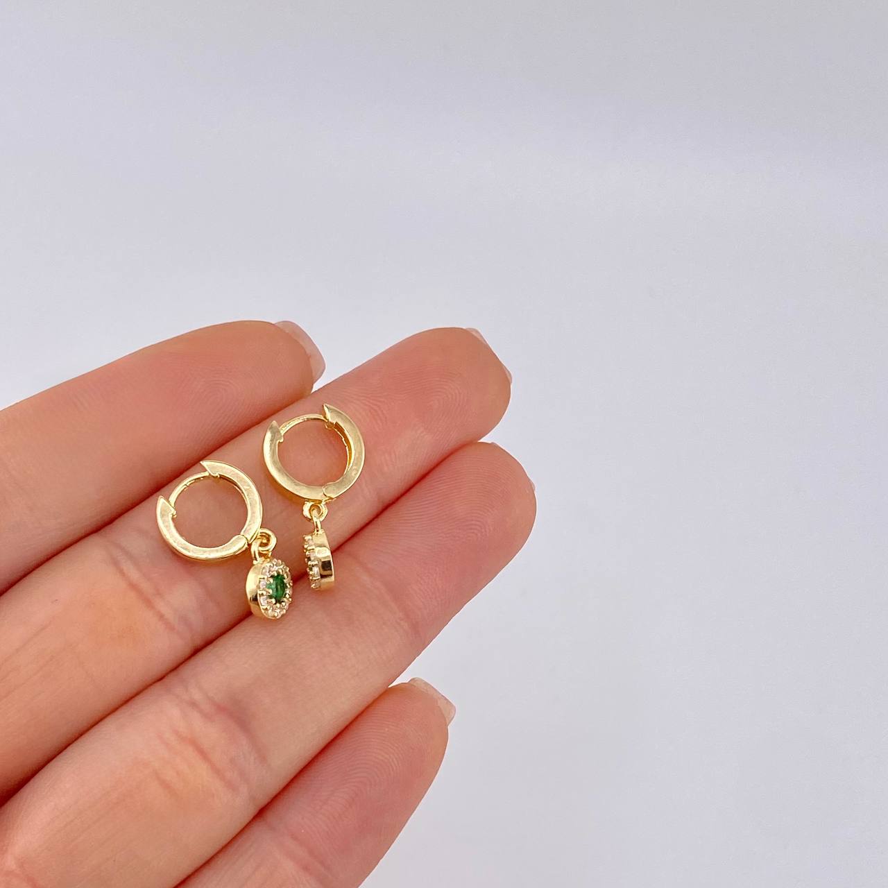 Hoop Earrings Halo Circle 2.6 g / 3/4 in 18K Yellow Gold