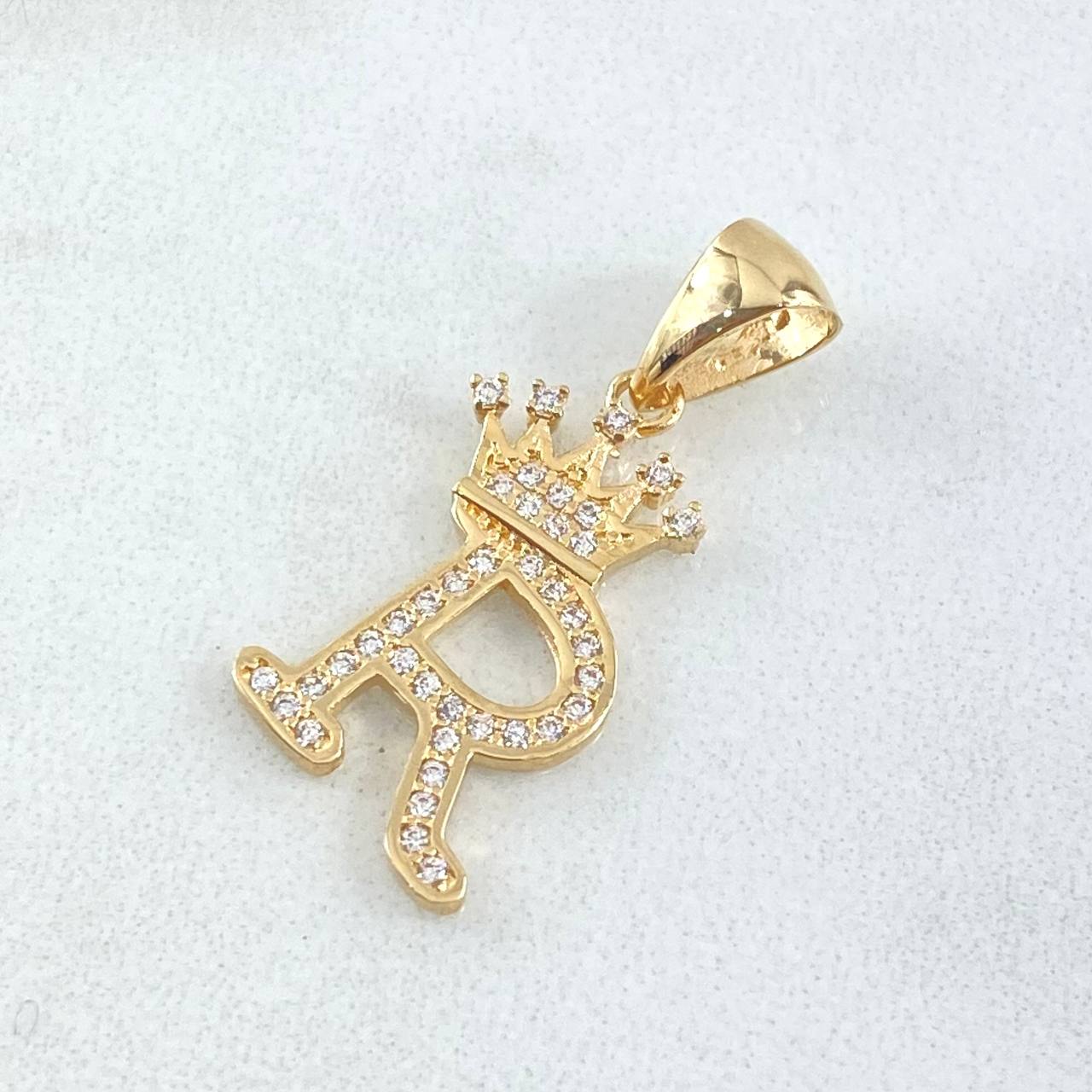 Pendant Crown Letter R 1.9gr / 3cm / 18K Yellow Gold ©