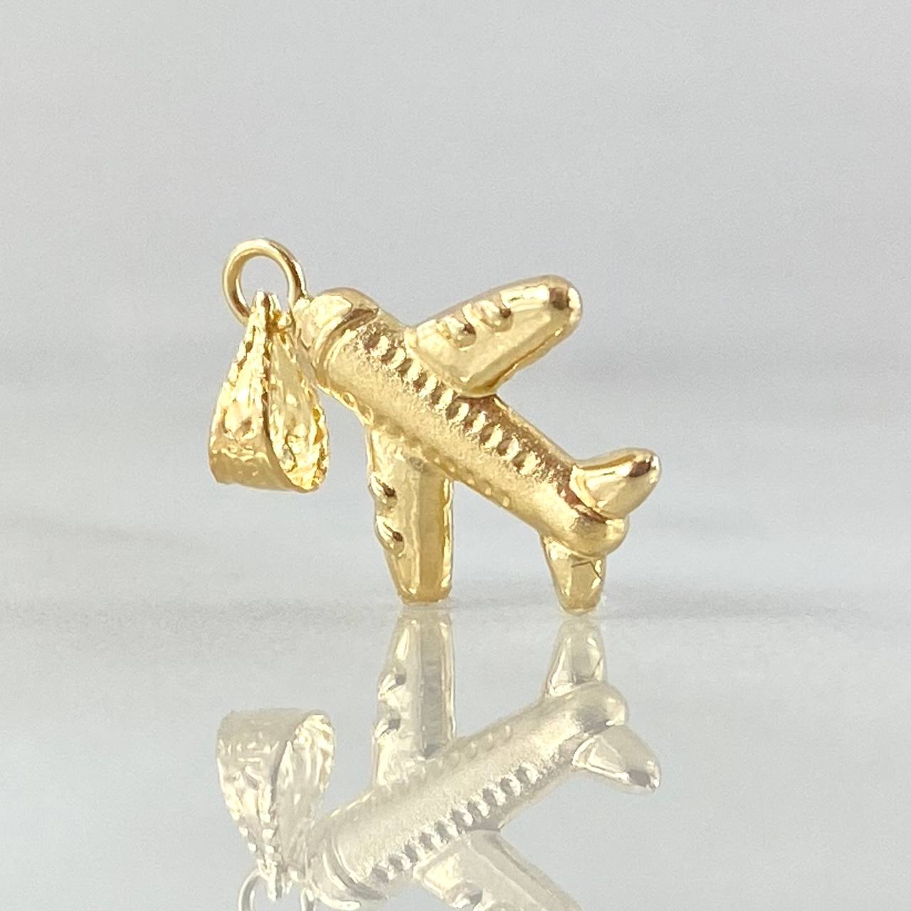 Pendant Airplane 0.4gr / 3/4 in / 18K Gold