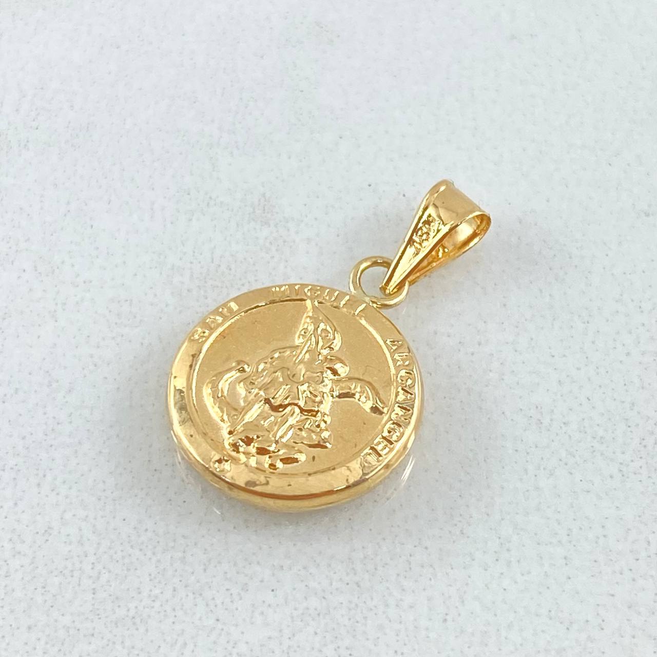 Pendant Saint Michael Archangel 0.7gr / 2cm / 18K Yellow Gold ©