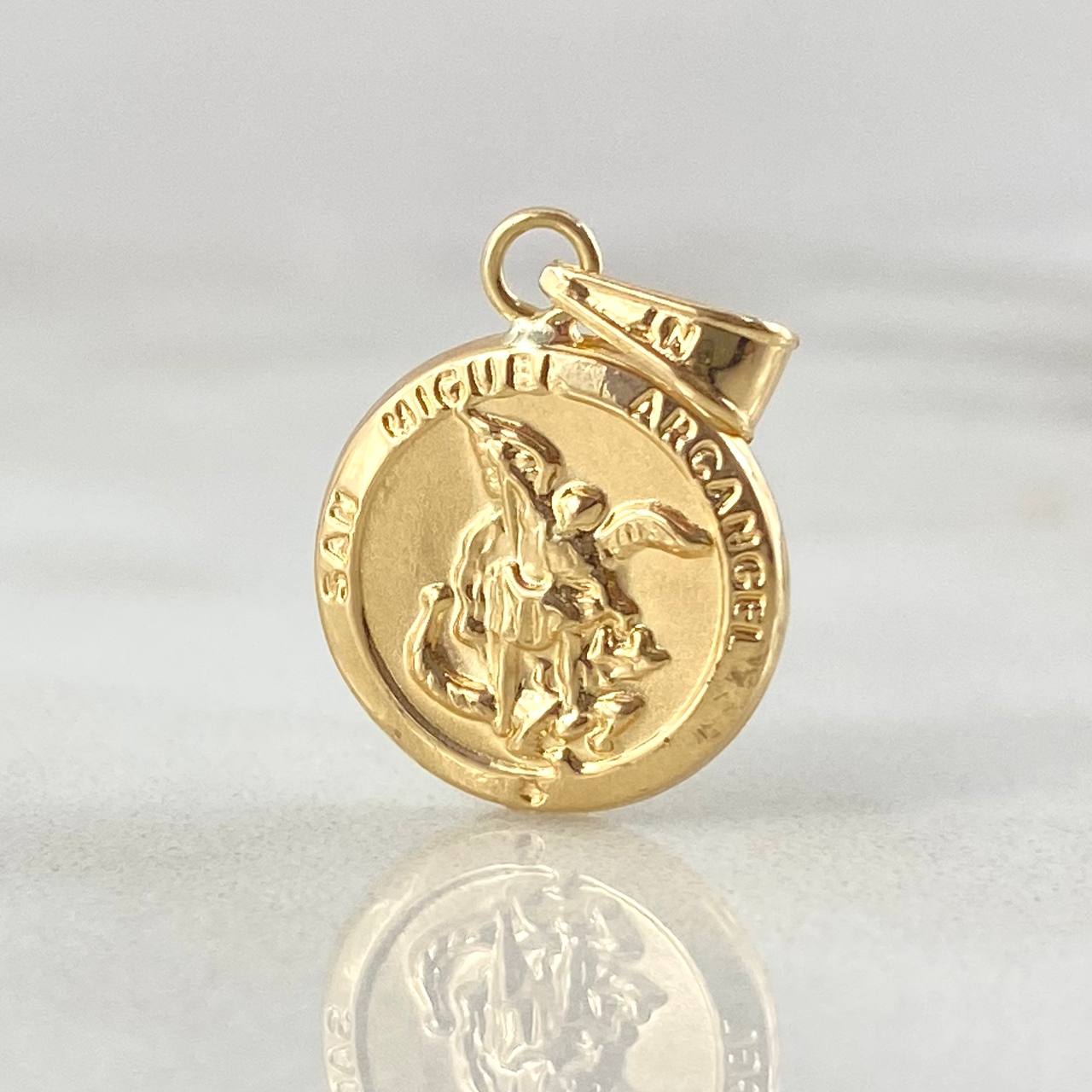 Pendant Saint Michael Archangel 0.7gr / 2cm / 18K Yellow Gold ©