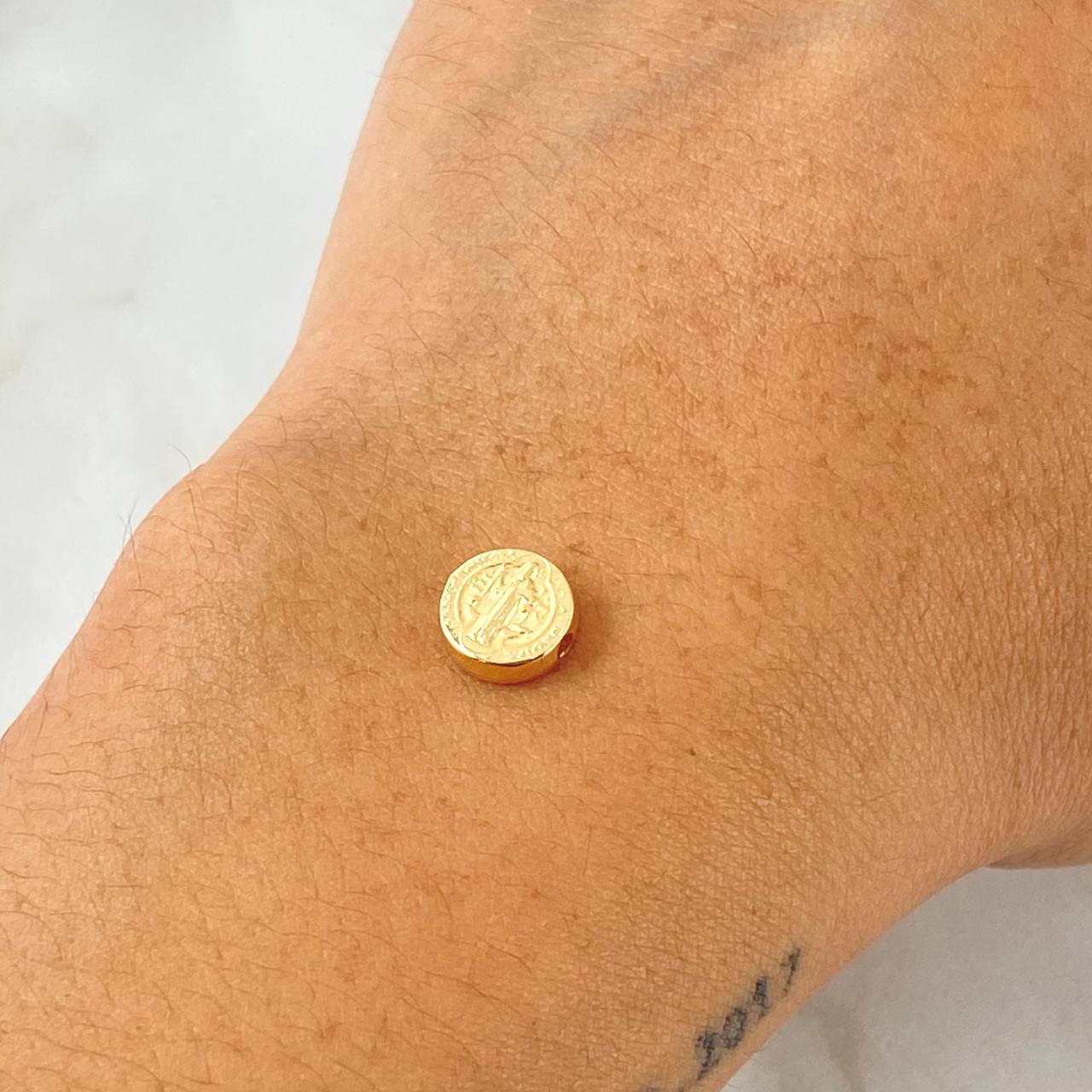 Herraje San Benito 0.35gr / 1/4 in / Oro Amarillo 18K