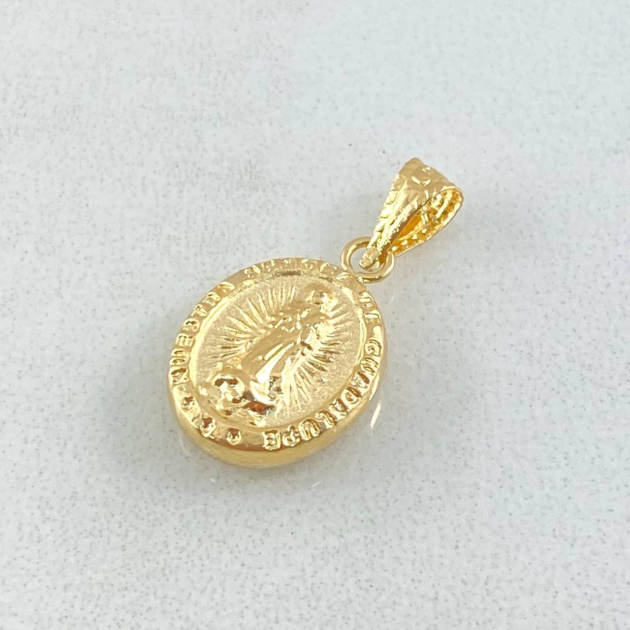 Pendant Virgin Guadalupe 0.7gr / 2.1cm / 18K Yellow Gold