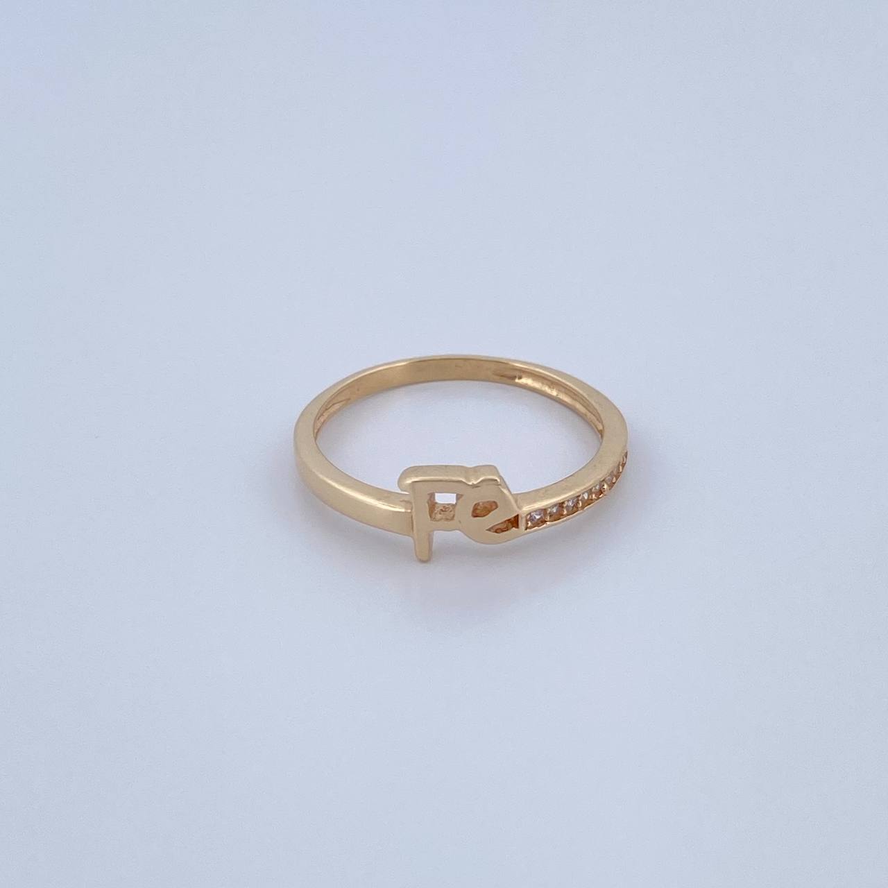 Anillo Fe 1.7gr / T6 1/2 / Circones Blancos Oro Amarillo 18K $