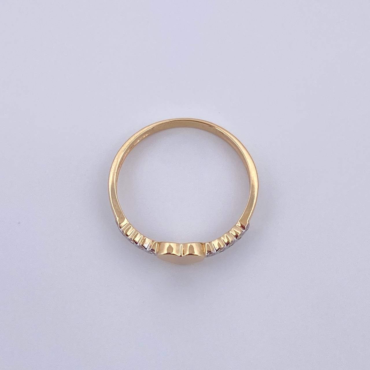 Anillo Corazon 1.55gr / T6 1/2 / Circones Blancos Dos Oros Amarillo Blanco  18K $