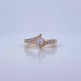 Ring Inverted Lines 2.95gr / T7 1/4 / White Zircons Two Yellow White Gold 18K $