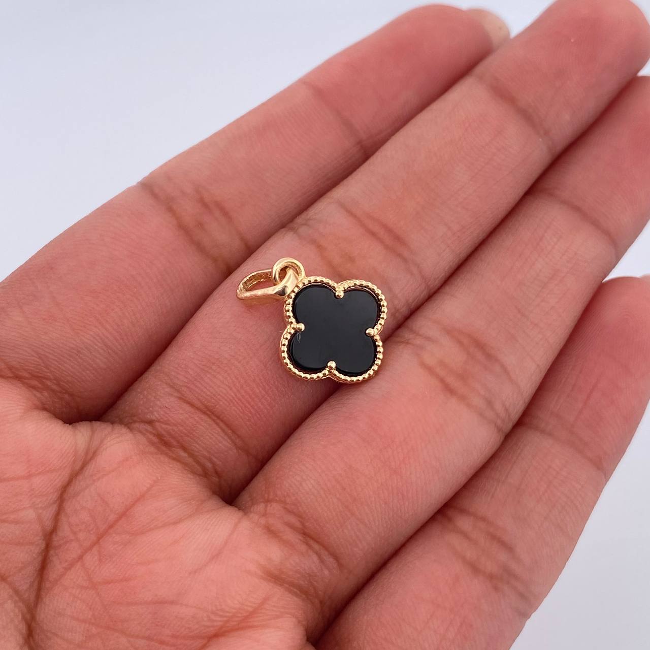 Dije Trebol 1.2gr / 2cm / Onix Negra Oro Amarillo 18K &