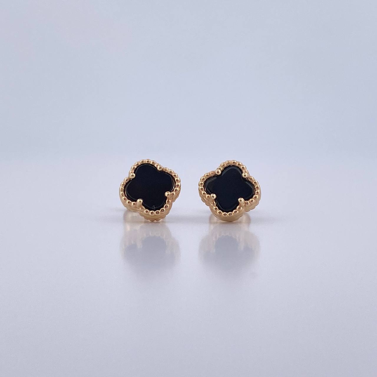Topos Trebol 2.05gr / Onix Negra Oro Amarillo 18K $