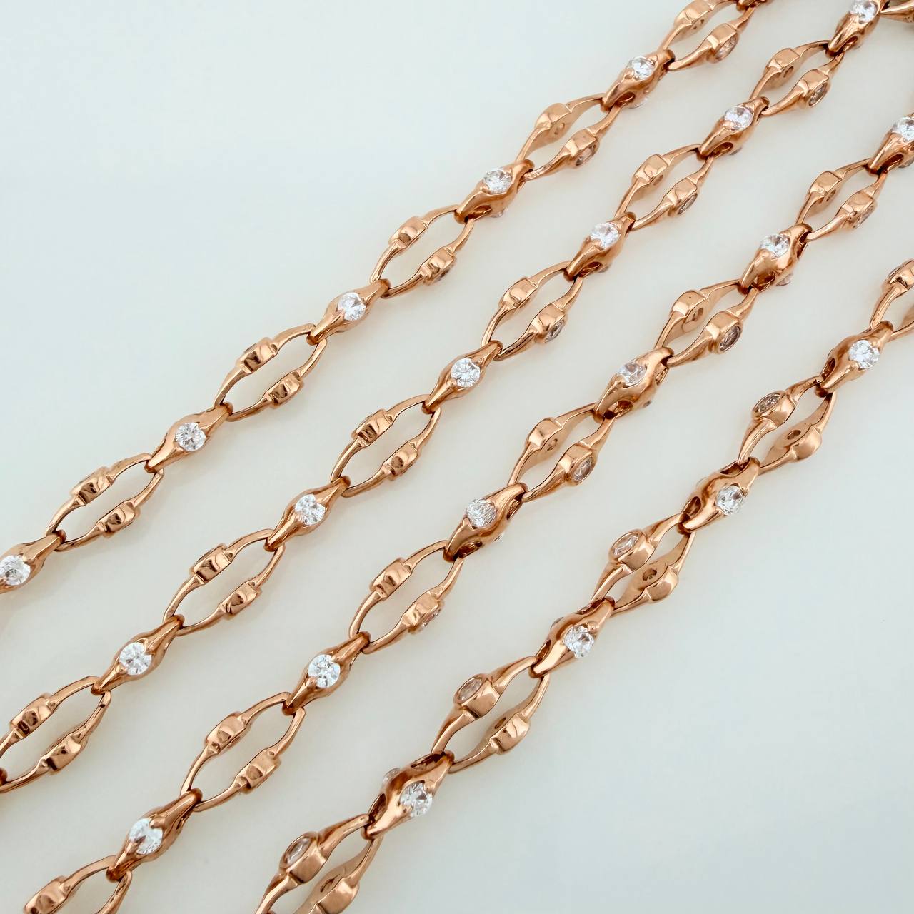 Cadena Rustica Nexus 28.25gr / 24 1/4 in / 4.55mm Oro Rosa 18K $