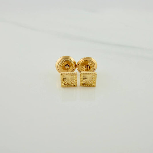 Topos Cuadrado Diamantado 0.65 g / in / 4.03 mm Oro Amarillo 18K