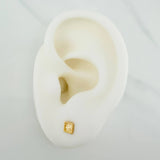 Topos Cuadrado Diamantado 0.6 g / in / 3.98 mm Oro Amarillo 18K