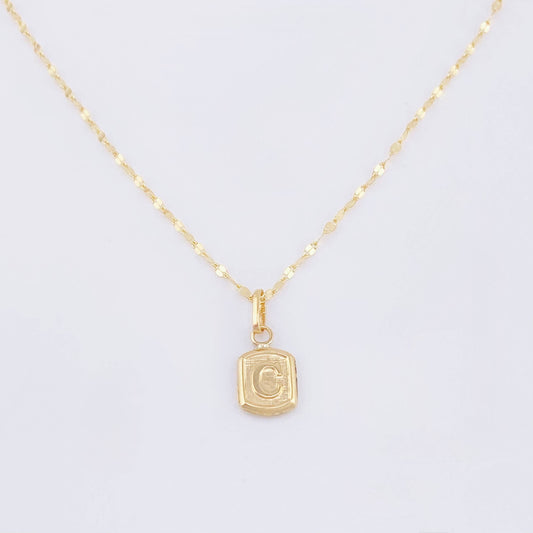Set Cadena y Dije Flor Espejo - Letra C 1.4gr / 17 3/4 in / 1.2mm Oro Amarillo 18K ©