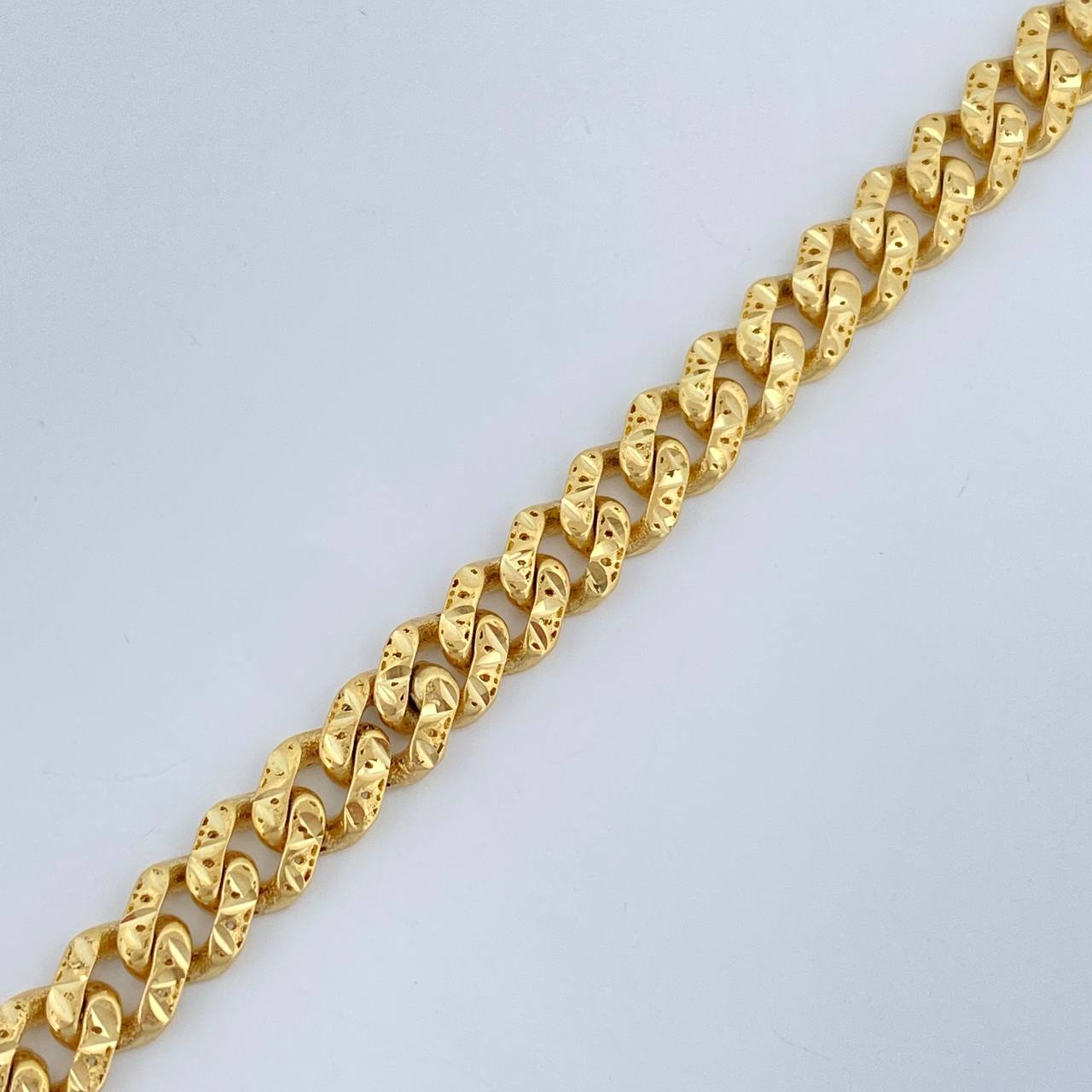 Cuban Links Bracelet Infinity 7.2gr / 8.3in / 18K Gold $