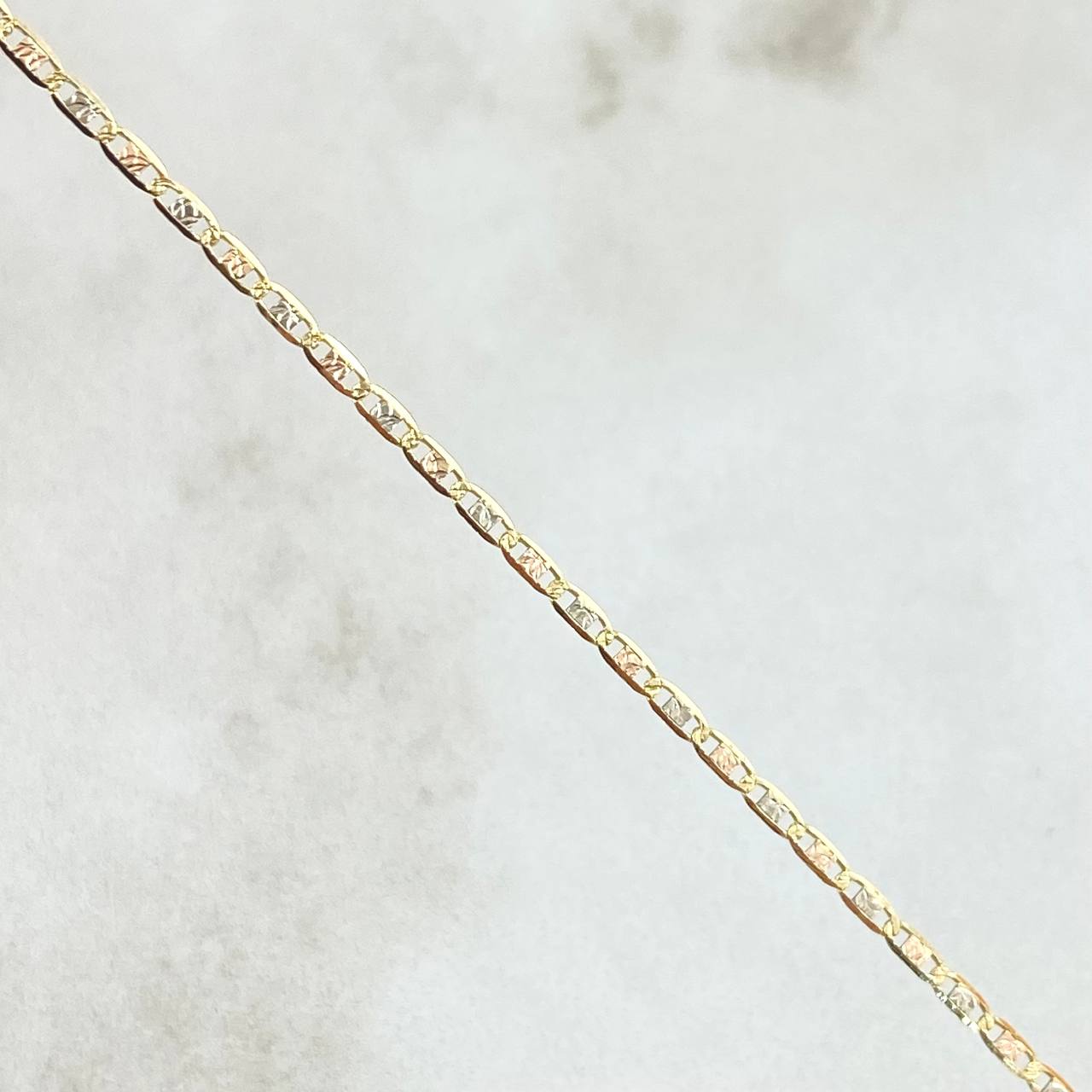 Flat Anchor Chain 1.85gr / 45cm / 1.5mm Diamond Cut Three Golds +3 18K