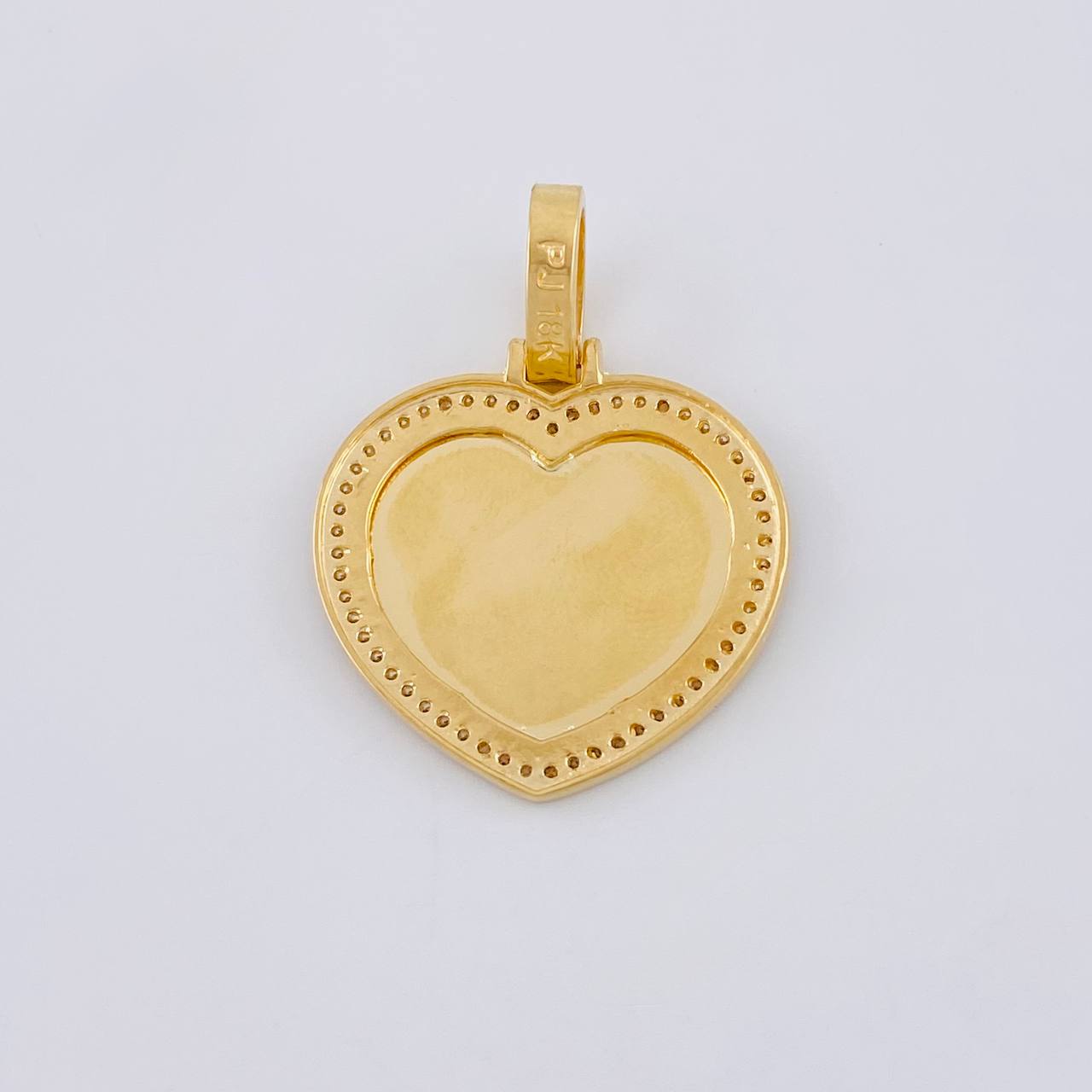 Pendant Heart Plaque Bordered 5.5 g / 1 1/4 in 18K Yellow Gold