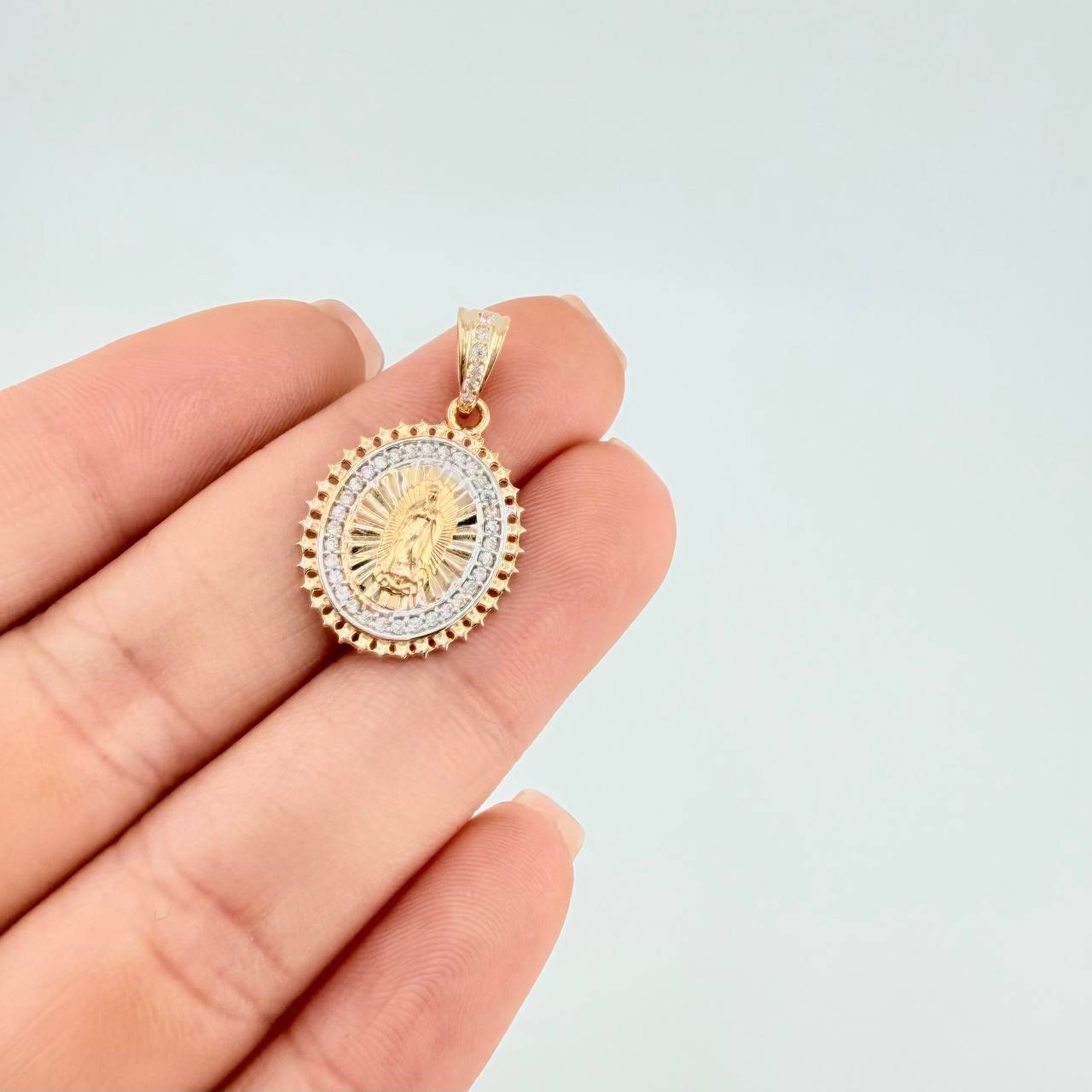 Pendant Virgin of Guadalupe 2.8 g / 1 in Two-Tone Yellow White Gold 18K