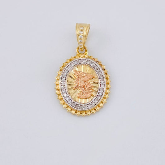 Dije San Miguel Arcangel 3 g / 1 in Tres Oros 18K