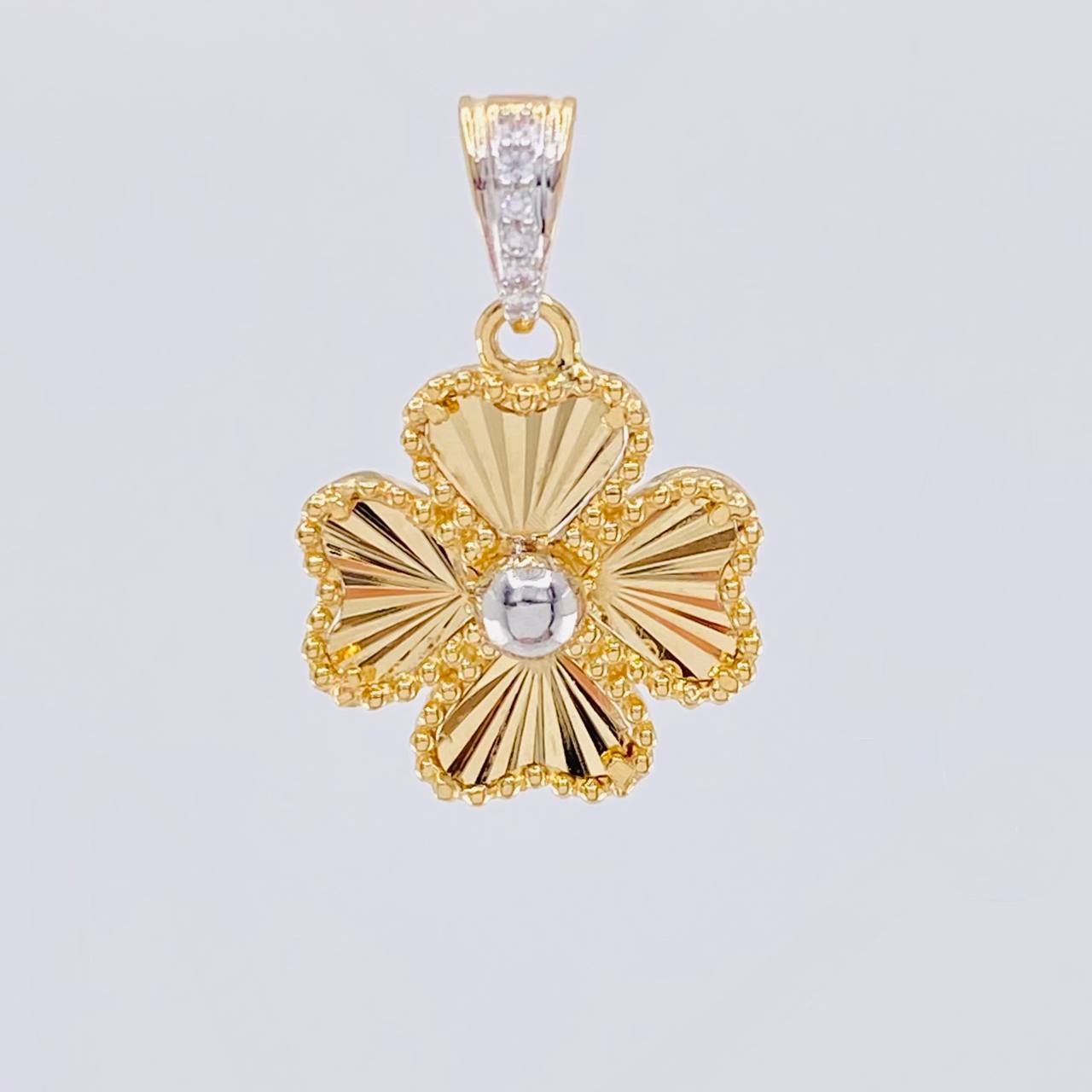 Dije Trebol 2.75 g / 1 in Dos Oros Amarillo Blanco 18K