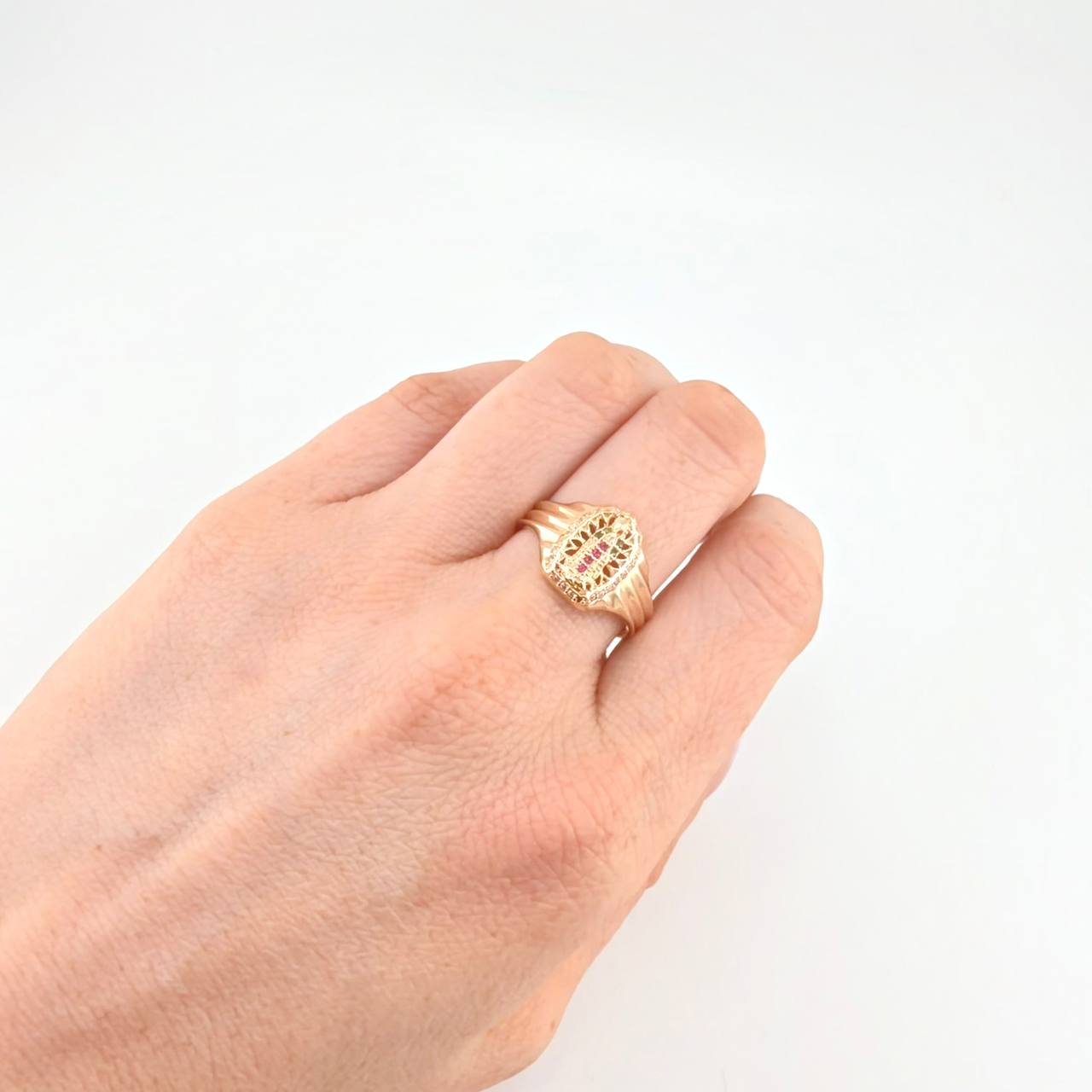 Our Lady of Guadalupe Ring 3.75 g / T6 18K Yellow Gold