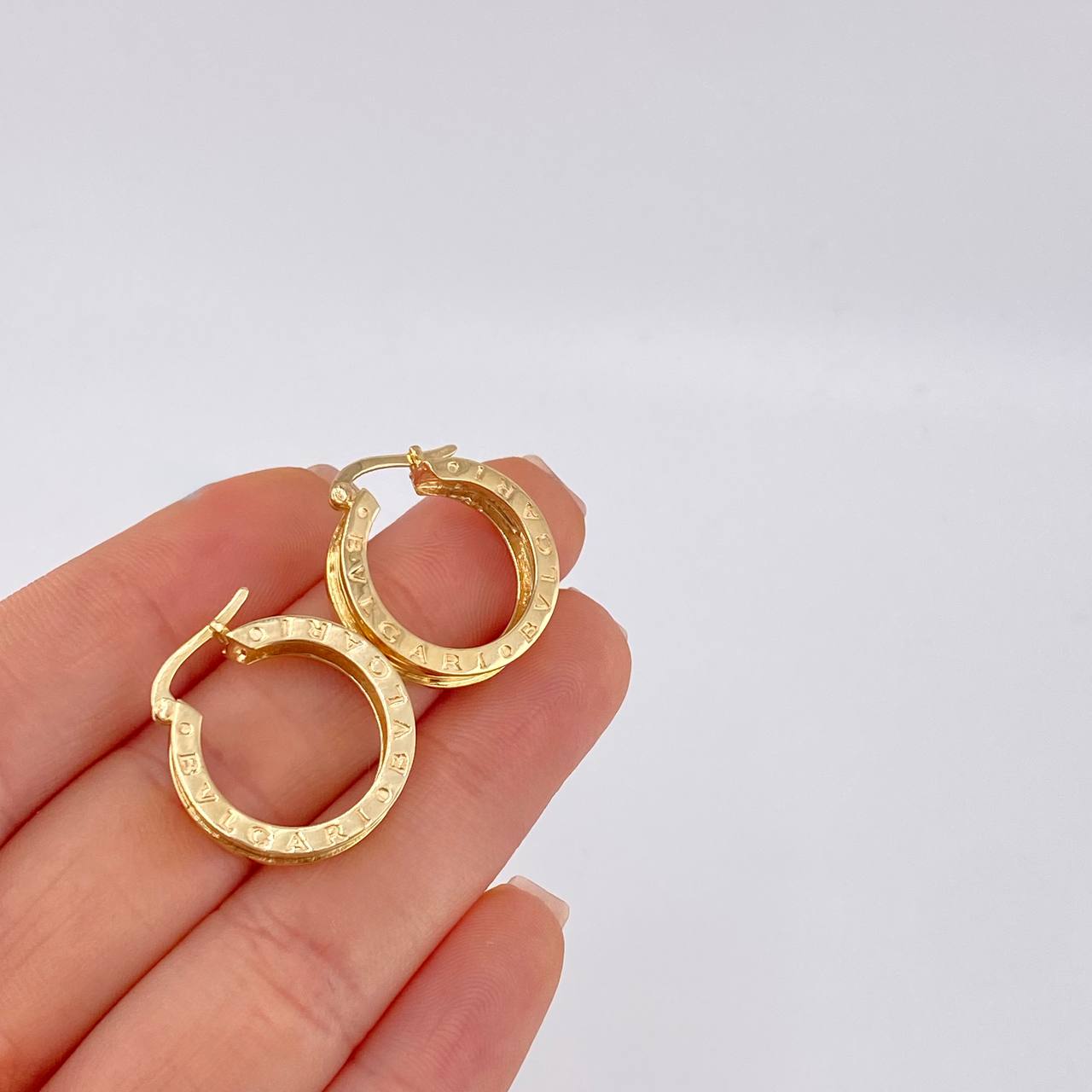 Candongas Rústicas 8.3 g / 1 1/4 in Oro Amarillo 18K