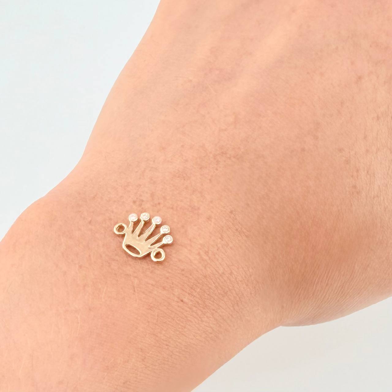 Charm Crown 0.7 g / 1/2 in Yellow Gold 18K