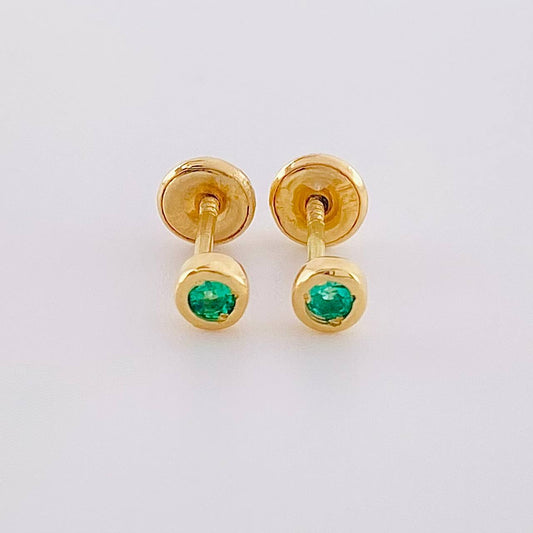 Stud Earrings Bezel Emerald 8 Pts 0.9 g / in / 3.6 mm Yellow Gold 18K (Jewel)