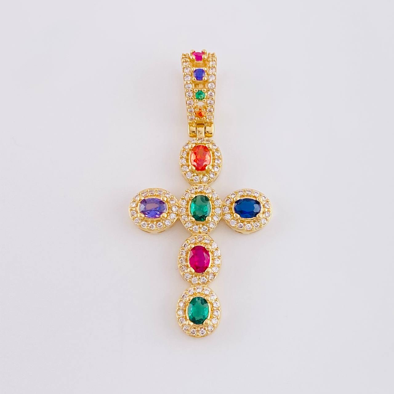 Pendant Oval Cross Dense 5.75 g / 1 3/4 in 18K Yellow Gold