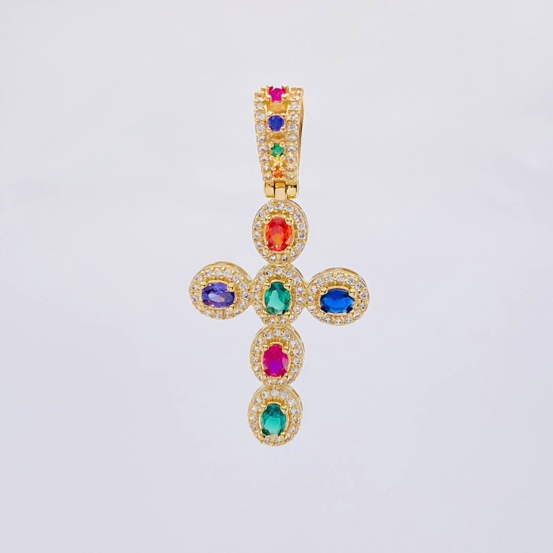 Pendant Oval Cross Dense 5.75 g / 1 3/4 in 18K Yellow Gold