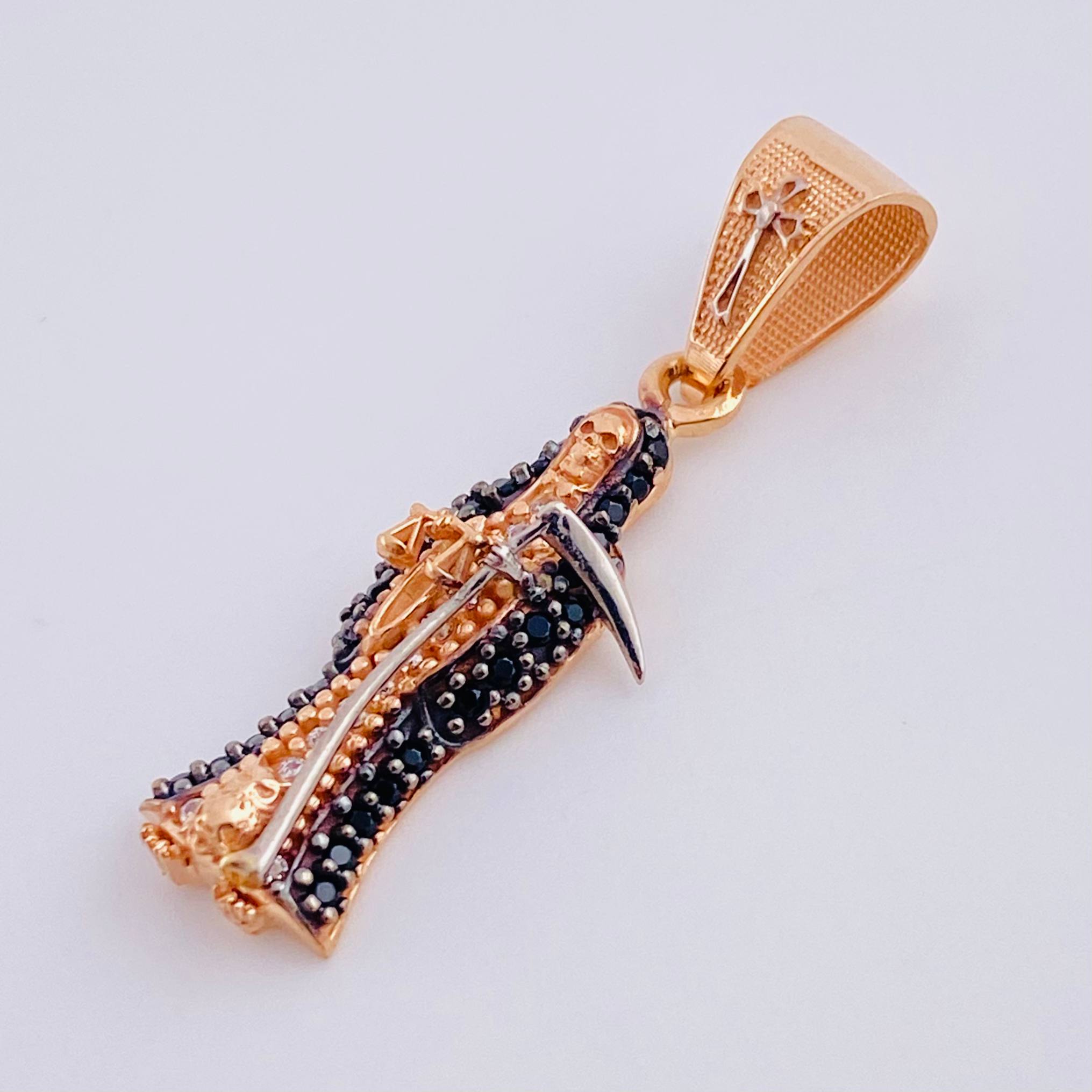 Pendant Santa Muerte 2.35 g / 1 1/4 in Two Golds White Rose 18K