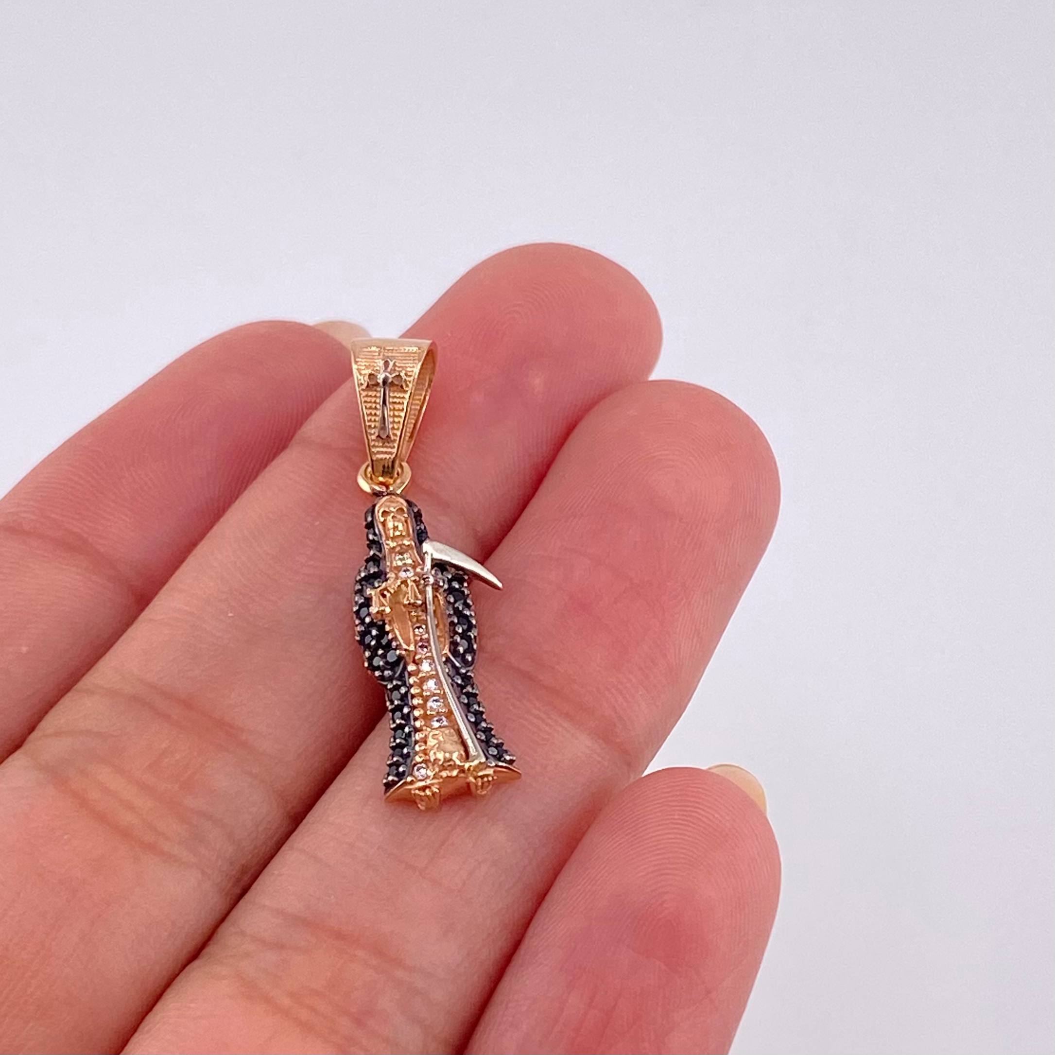 Pendant Santa Muerte 2.35 g / 1 1/4 in Two Golds White Rose 18K