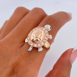 Turtle Ring 8.25gr / T7 1/4 / White Green Zircons Three 18K Golds &