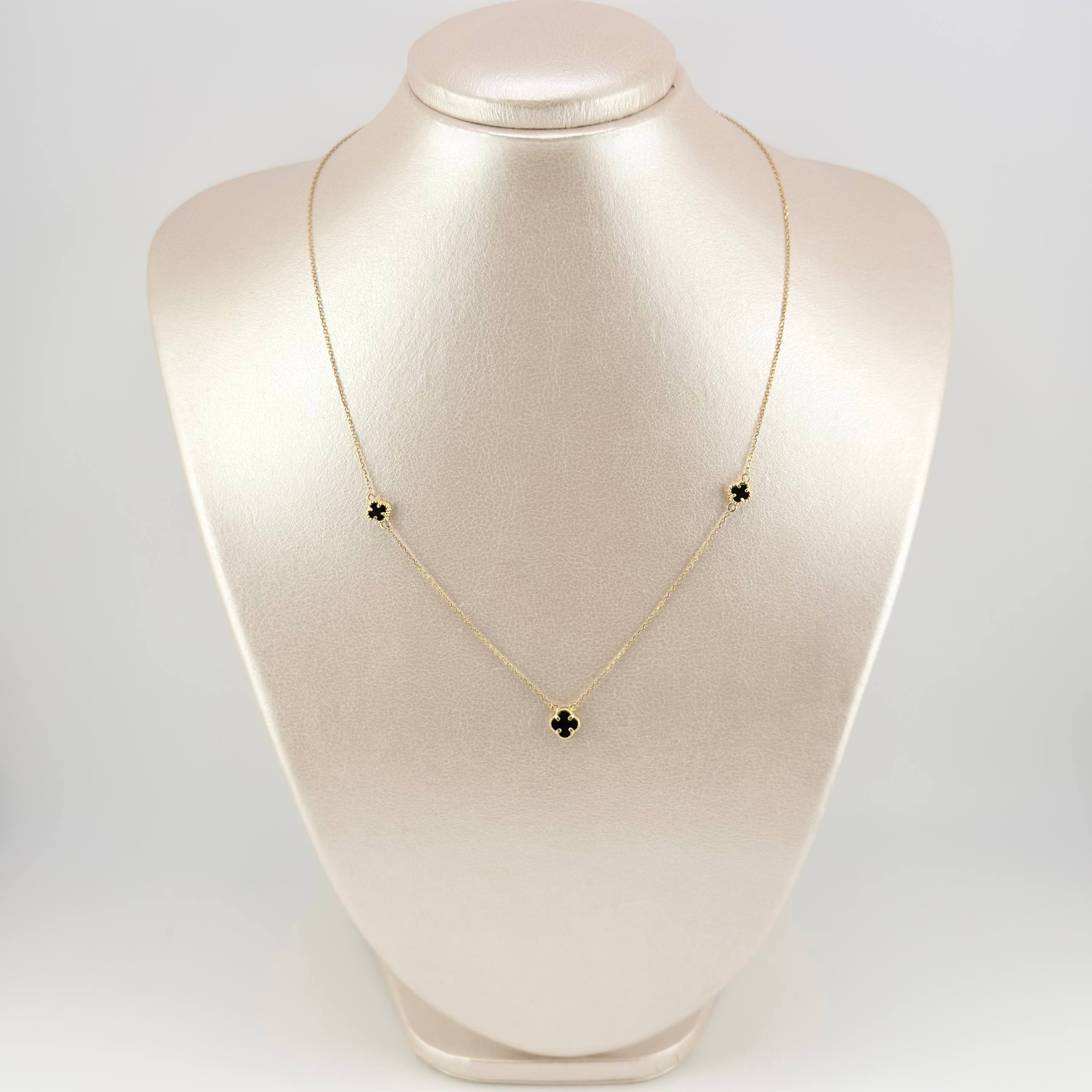 Cadena Aro Seguido Trebol Negro 3.05gr / 18 1/4 in / 0.9mm Oro Amarillo Nac.Esp. 18K ©