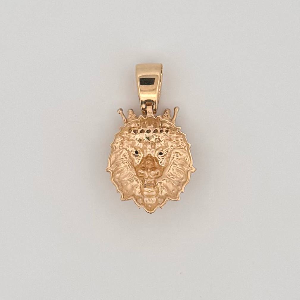 Dije León Corona 3.95gr / 1 in / Oro Amarillo 18K ©