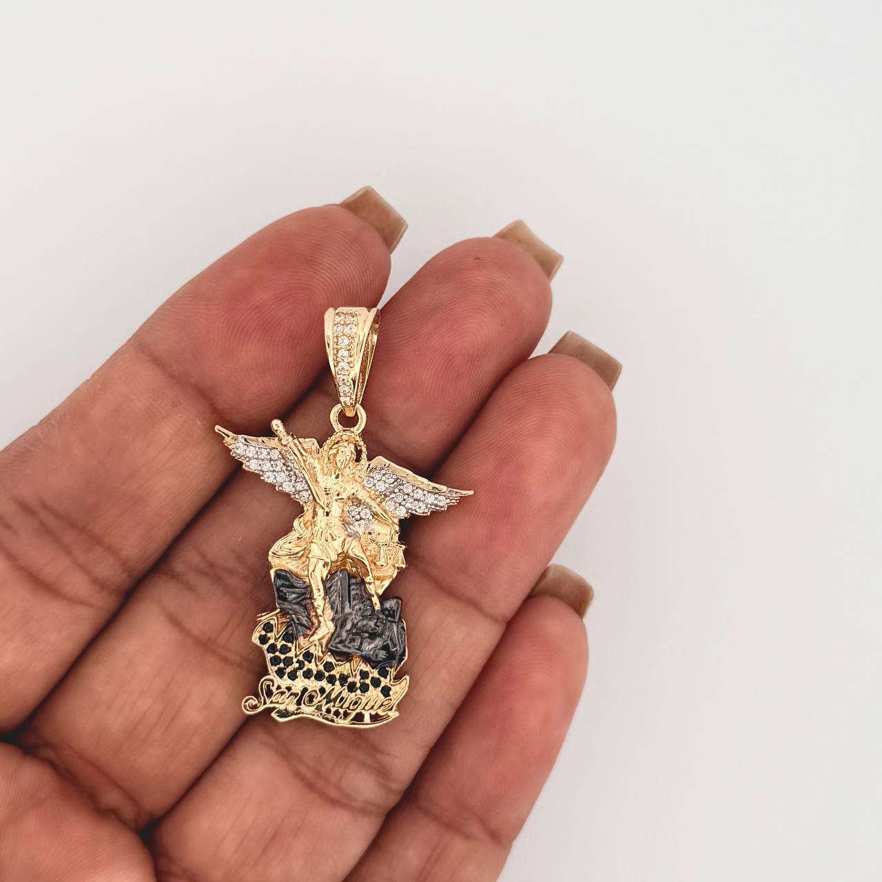 Dije San Miguel 8.1gr / 1 3/4 in / Oro Amarillo 18K