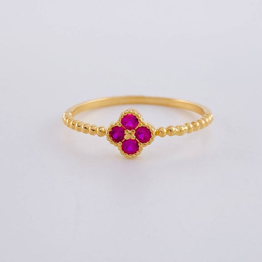 Anillo Trebol 1.55 g / T7 3/4 Oro Amarillo 18K
