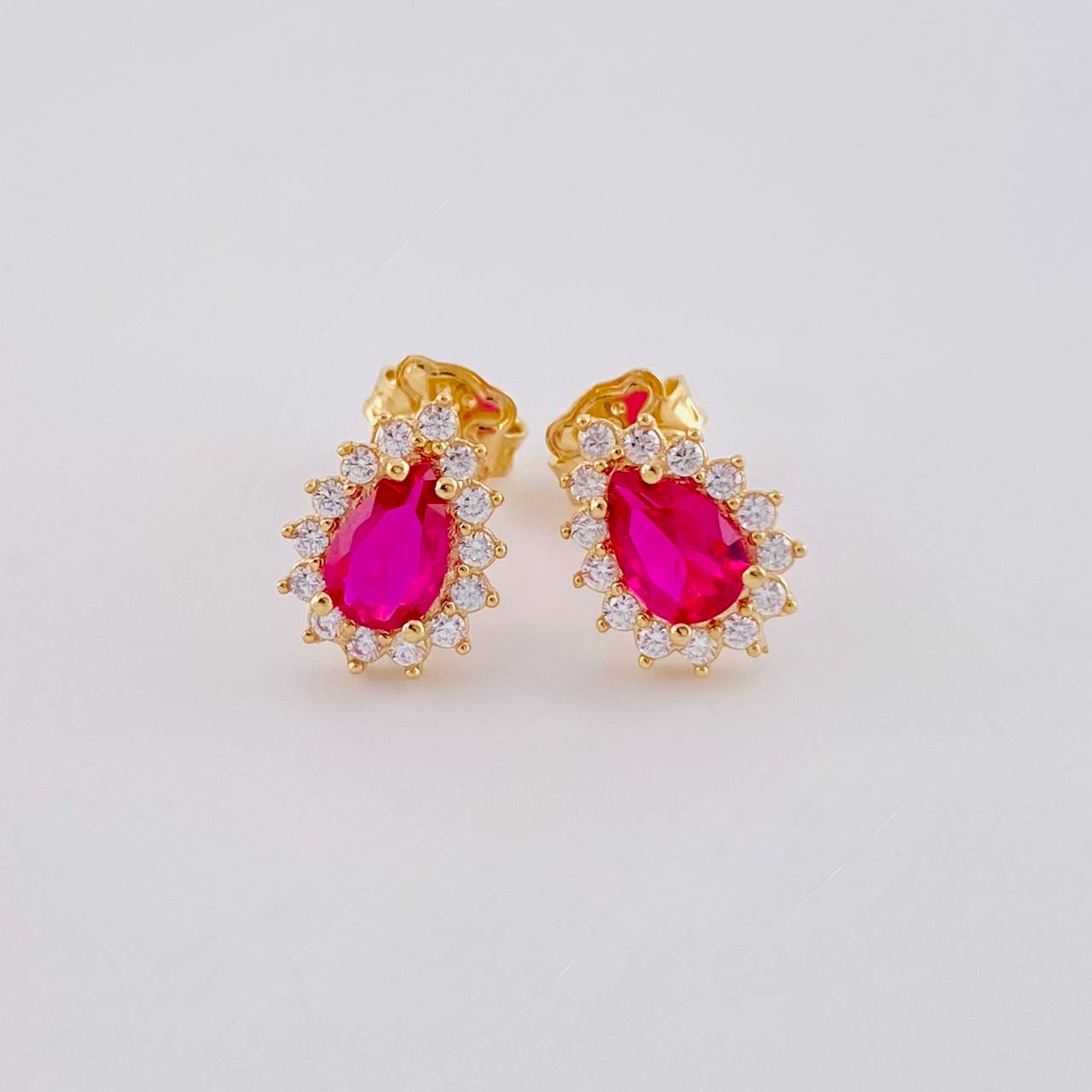 Topos Gota Halo 1.8 g / in / 7.8 mm Oro Amarillo 18K