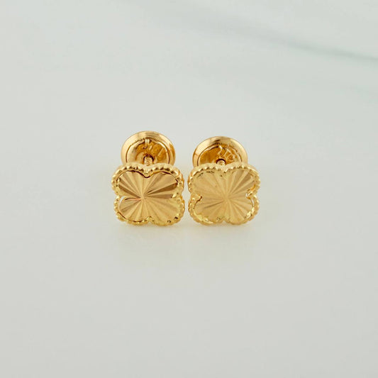Topos Trebol 0.9gr / 6.6mm Oro Amarillo 18K &