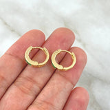 Candongas Carril Cubico Basteado 3.35gr / 1.4cm / Esmeraldas 64pts Oro Amarillo 18K (Joya) ©