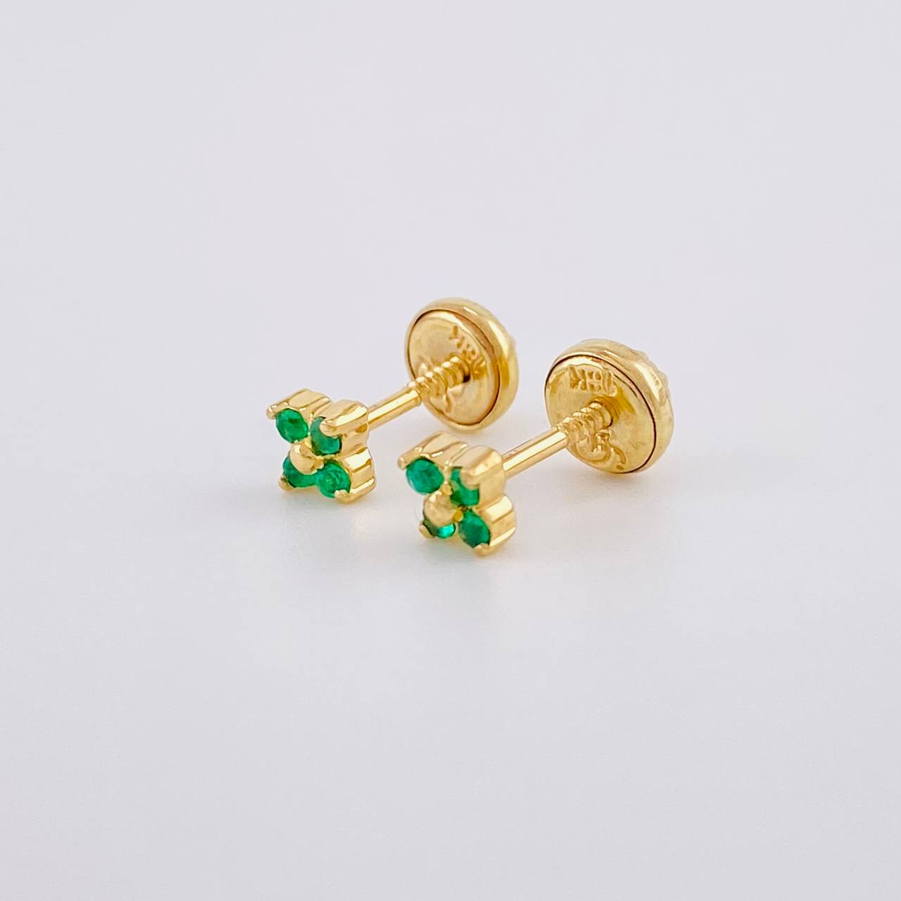 Topos Flor Trebol Esmeraldas 10pts 1g / in / 3.8mm Oro Amarillo 18K