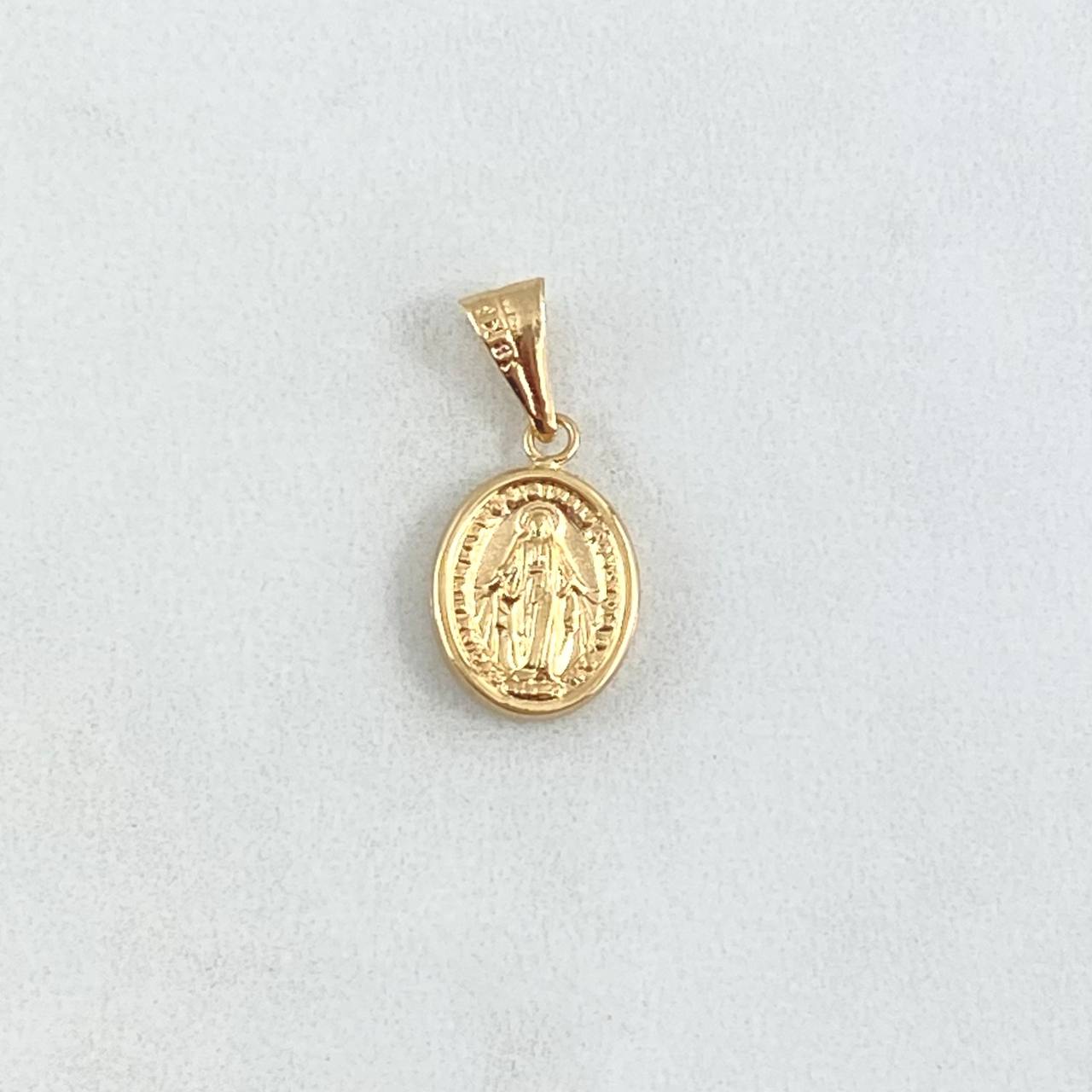 Pendant Virgen Milagrosa 0.7gr / 2cm / Smooth Yellow Gold 18K Charger