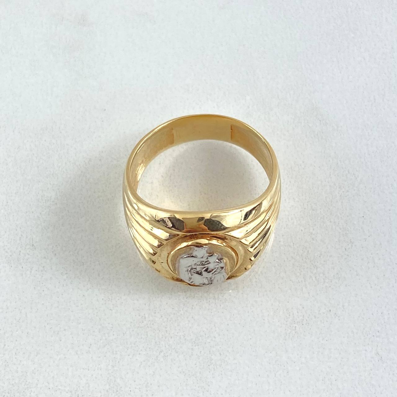 Virgin del Carmen Seal Ring 7gr / Size 6 3/4 / Smooth Lines Polished Two-tone Yellow and White 18K Gold