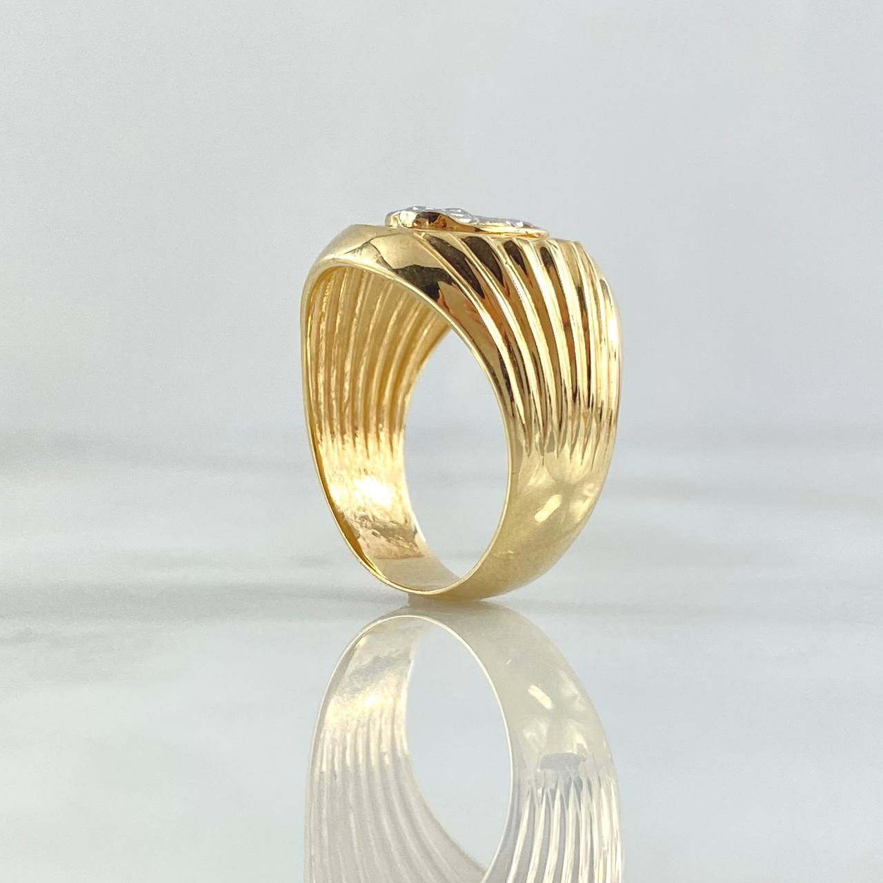 Virgin del Carmen Seal Ring 7gr / Size 6 3/4 / Smooth Lines Polished Two-tone Yellow and White 18K Gold
