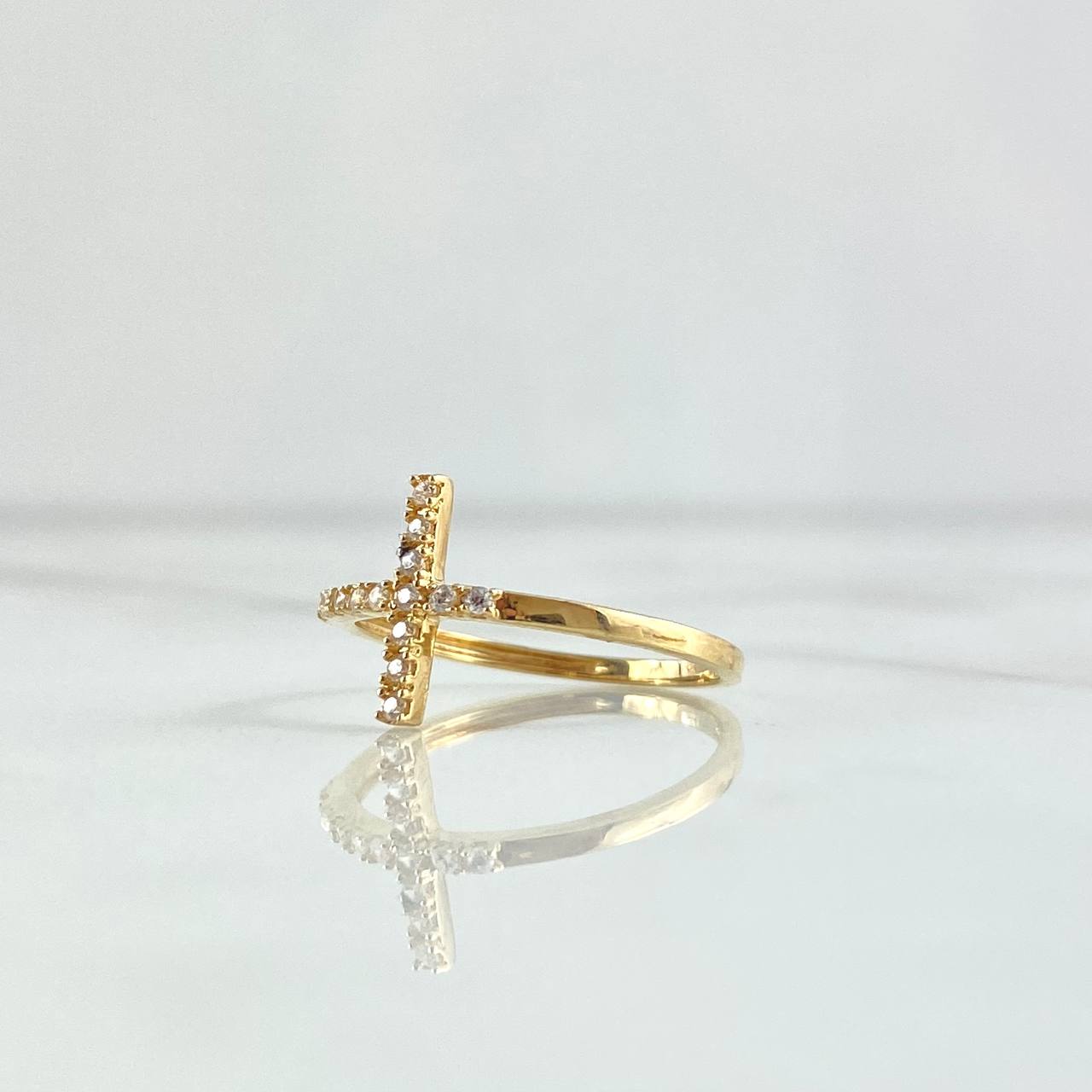Cross Ring 1.55gr / Size 7 1/4 / White Zircons 18K Yellow Gold