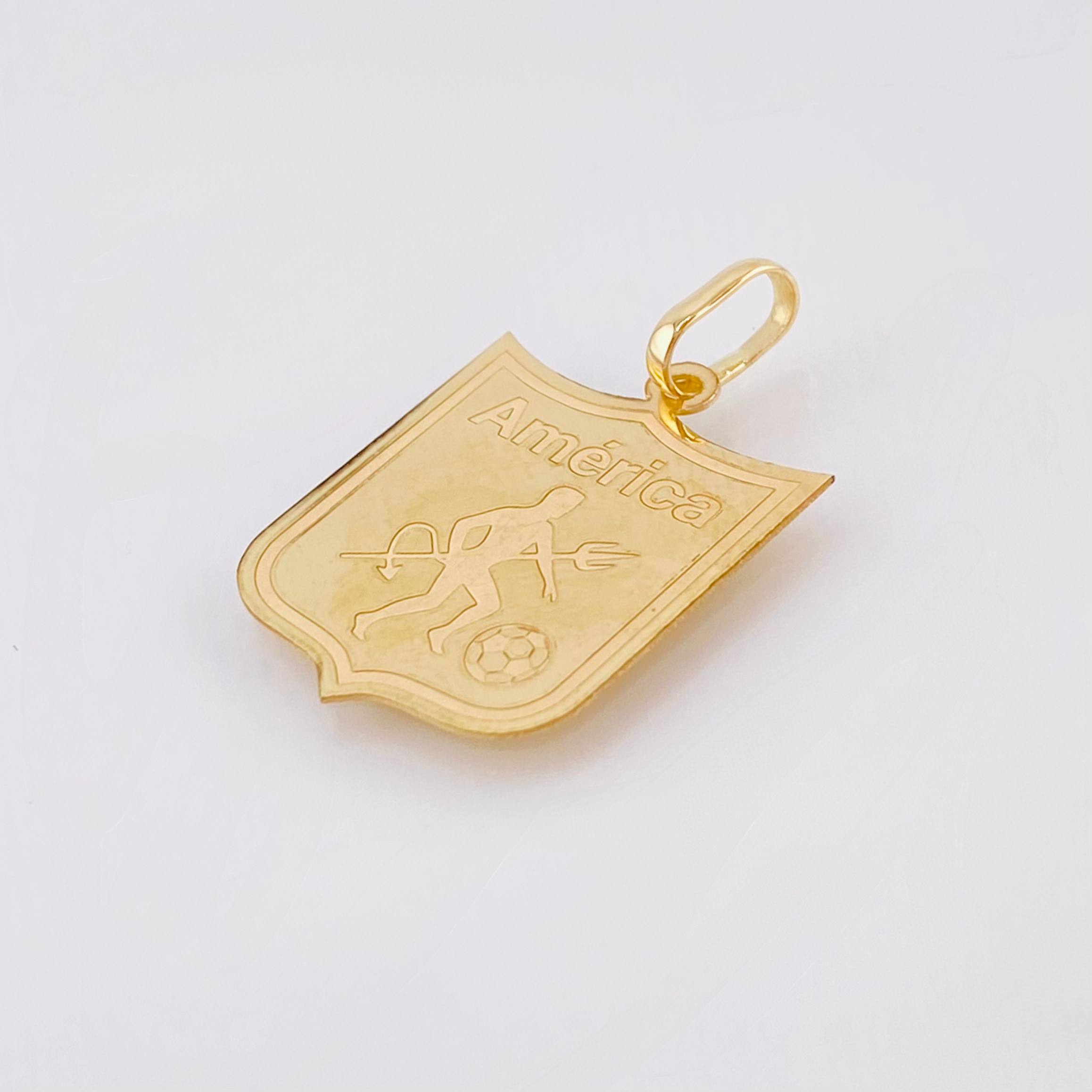 Dije Escudo America De Cali 1.55gr / 1 in / Oro Amarillo 18K ©
