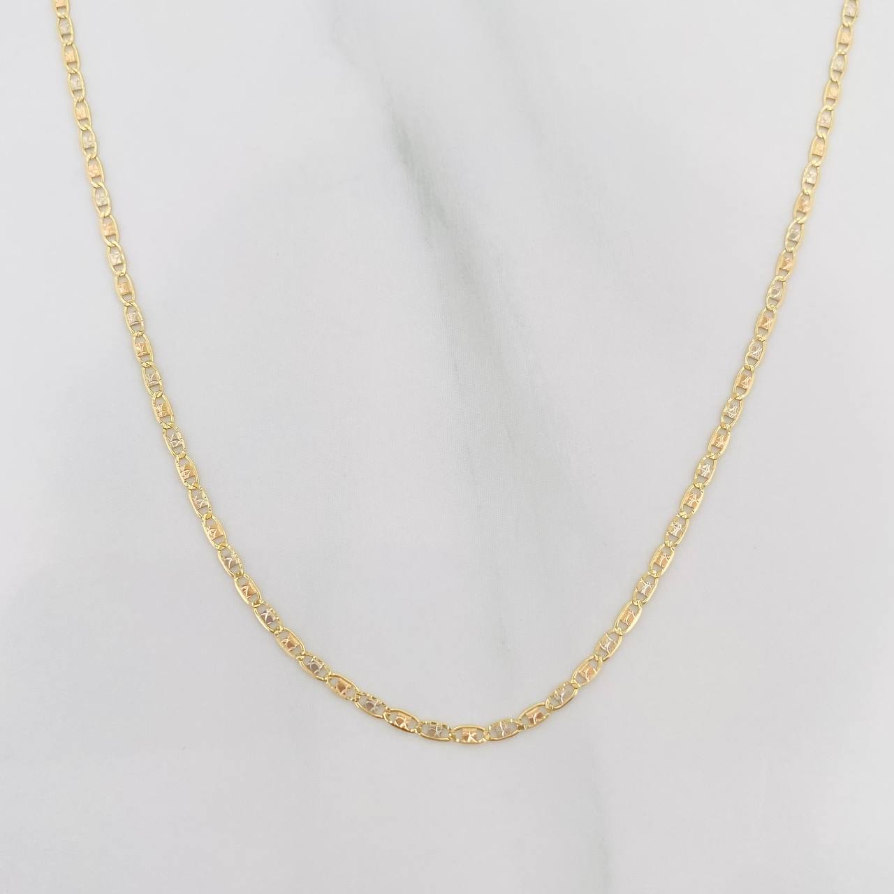 Cadena Escalera 1.45 g / 17 3/4 in / 1.3 mm Tres Oros 18K