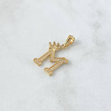 Dije Letra M Corona 1.5gr / 2.5cm / Circones Blancos Oro Amarillo 18K *